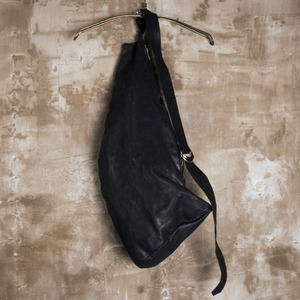 R-009 [Calf Leather Sling Bag] 